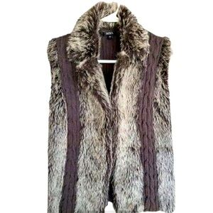 XOXO faux fur brown sleeveless vest